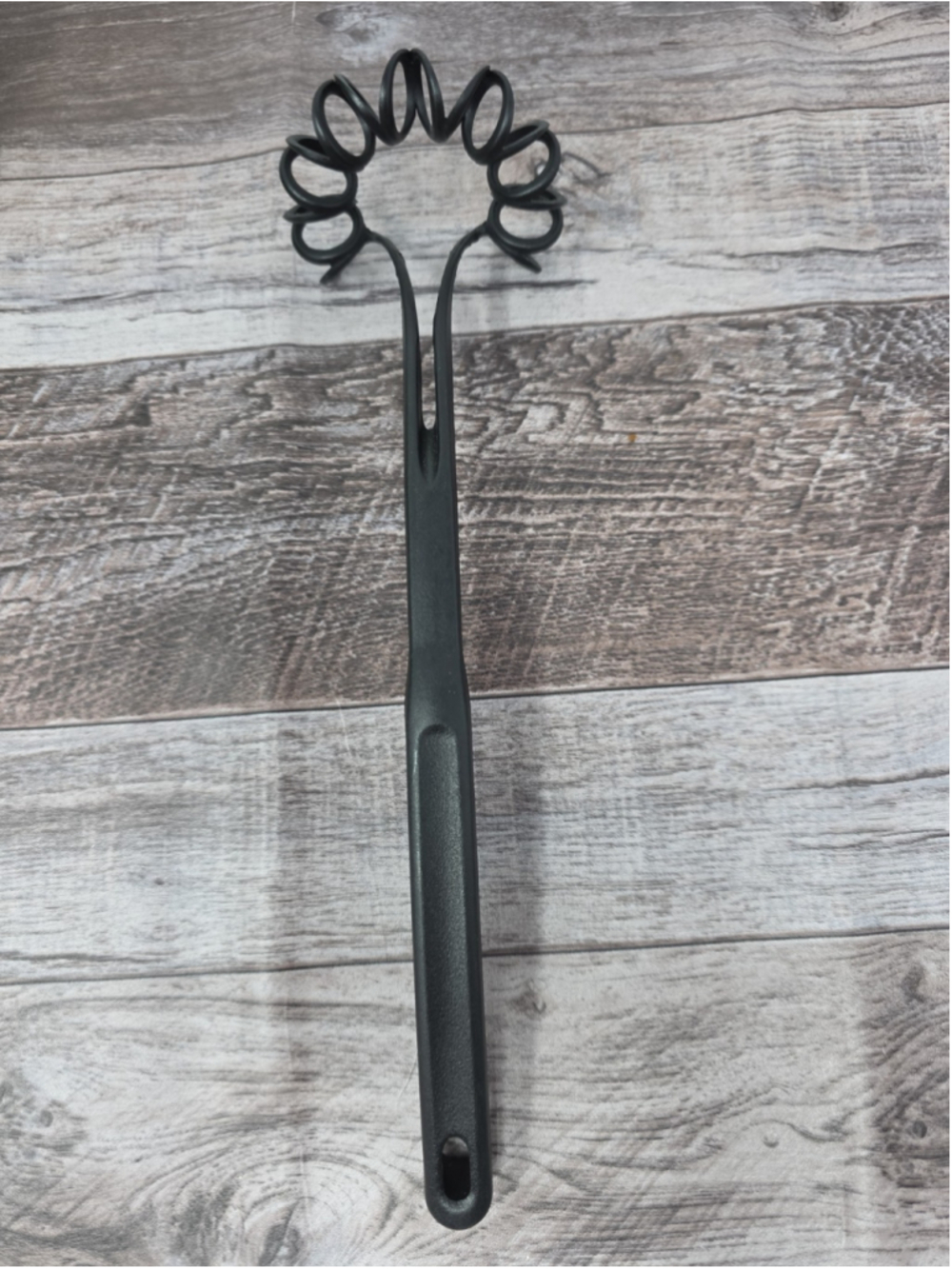 Pampered Chef Black Nylon Spiral Whisk Whip